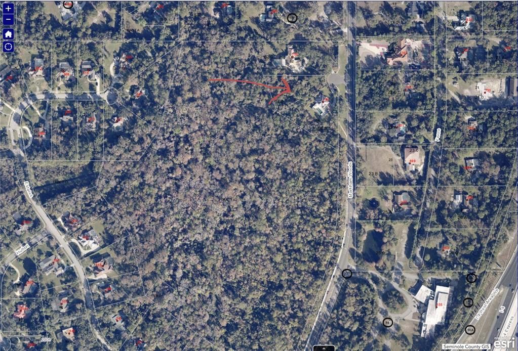 На продажу: $400,000 (1.36 acres)
