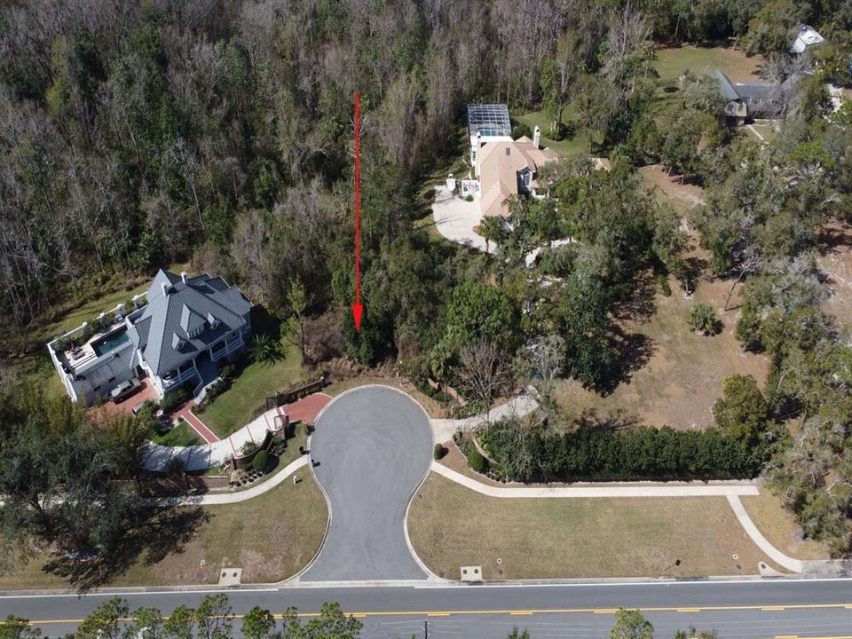 На продажу: $400,000 (1.36 acres)