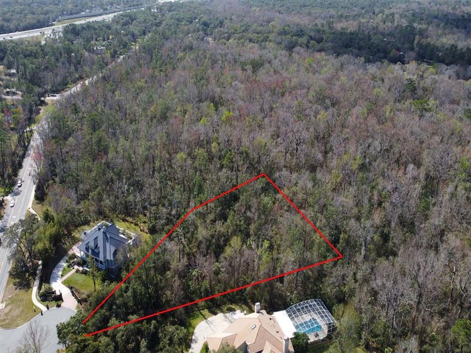 На продажу: $400,000 (1.36 acres)