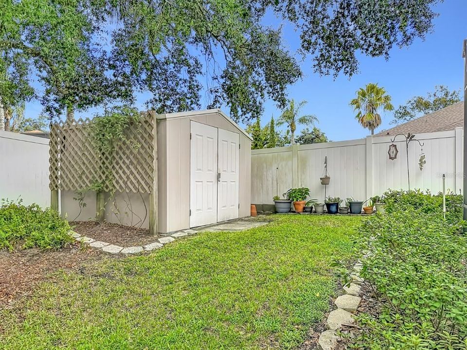 For Sale: $469,900 (4 beds, 2 baths, 2025 Square Feet)