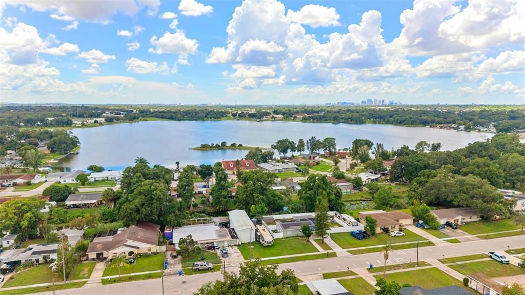 For Sale: $425,000 (4 beds, 3 baths, 1958 Square Feet)
