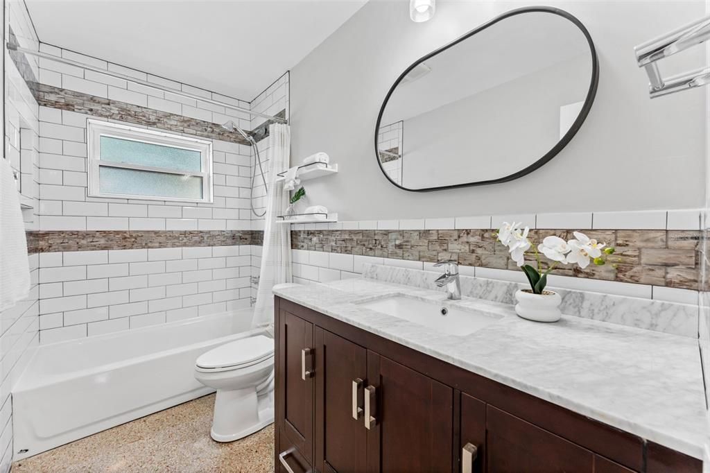 For Sale: $425,000 (4 beds, 3 baths, 1958 Square Feet)