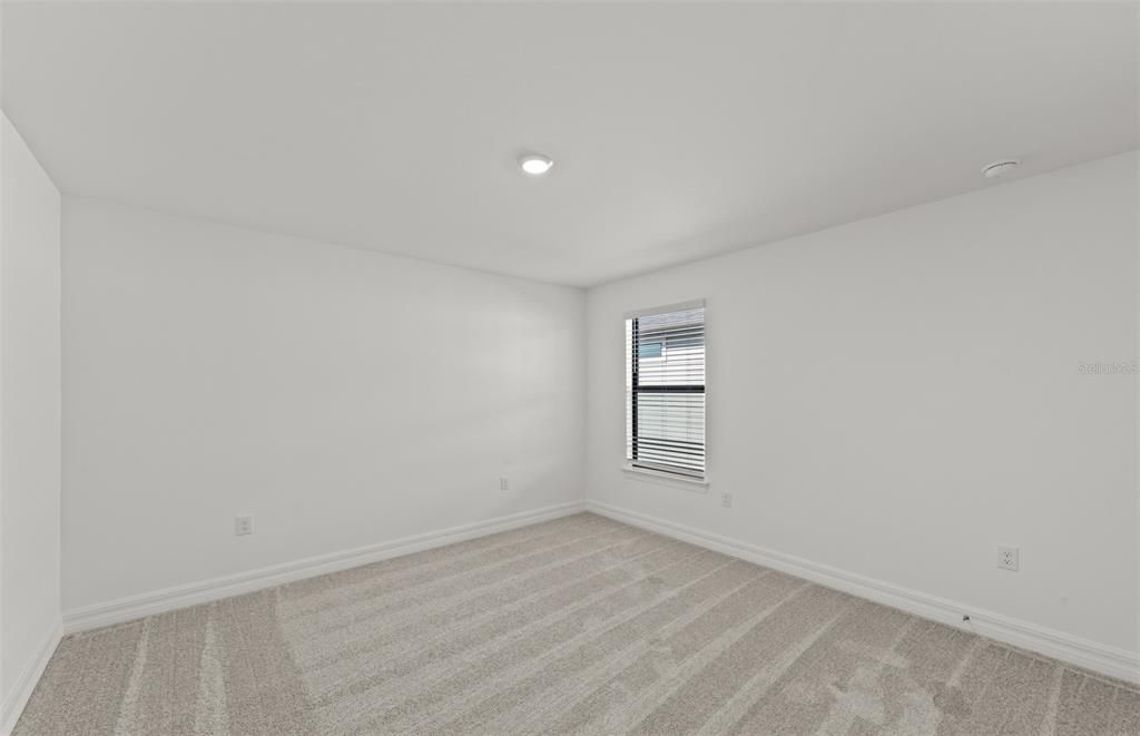 На продажу: $424,990 (4 спален, 3 ванн, 3894 Квадратных фут)