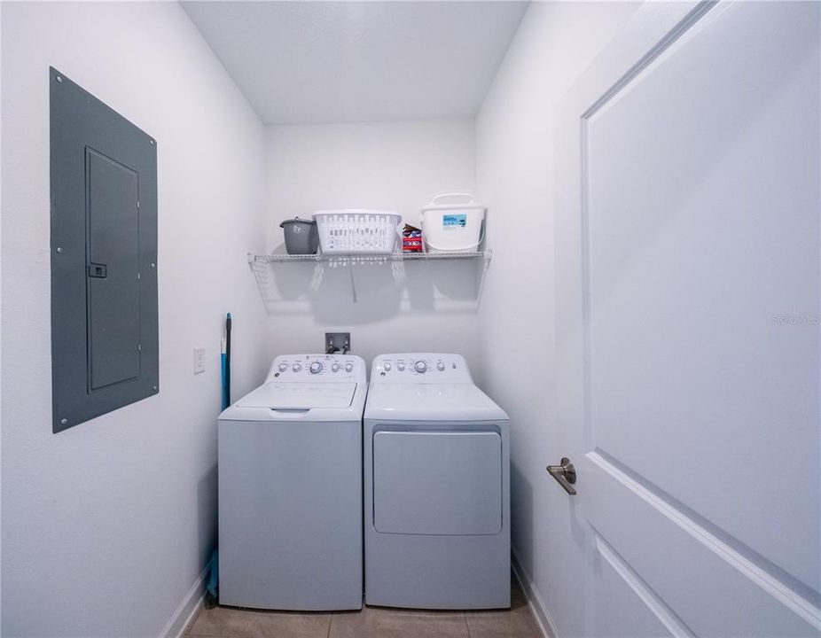 En Venta: $770,000 (6 camas, 6 baños, 3843 Pies cuadrados)