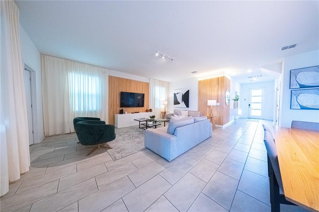 En Venta: $770,000 (6 camas, 6 baños, 3843 Pies cuadrados)