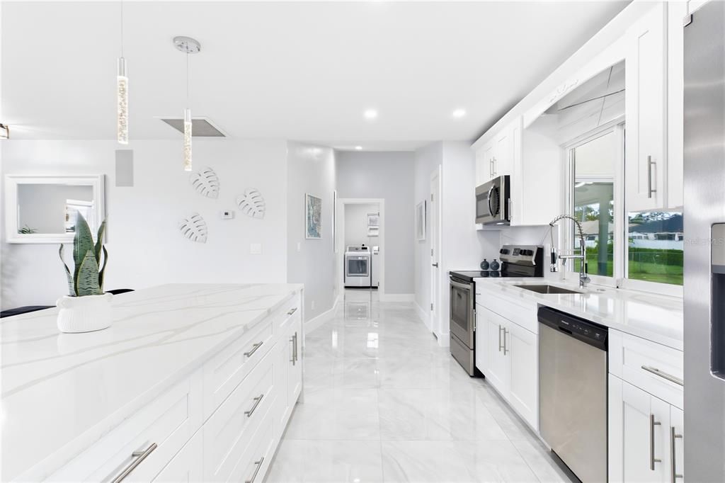 For Sale: $344,500 (2 beds, 2 baths, 1453 Square Feet)