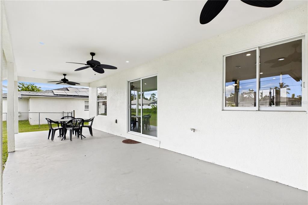 For Sale: $344,500 (2 beds, 2 baths, 1453 Square Feet)