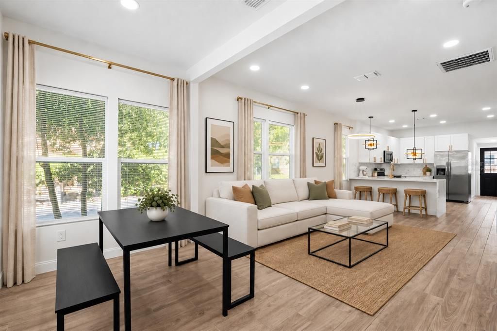 For Sale: $375,000 (3 beds, 2 baths, 1200 Square Feet)
