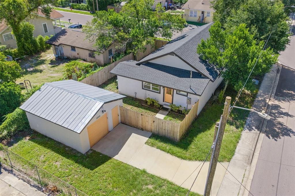 For Sale: $375,000 (3 beds, 2 baths, 1200 Square Feet)