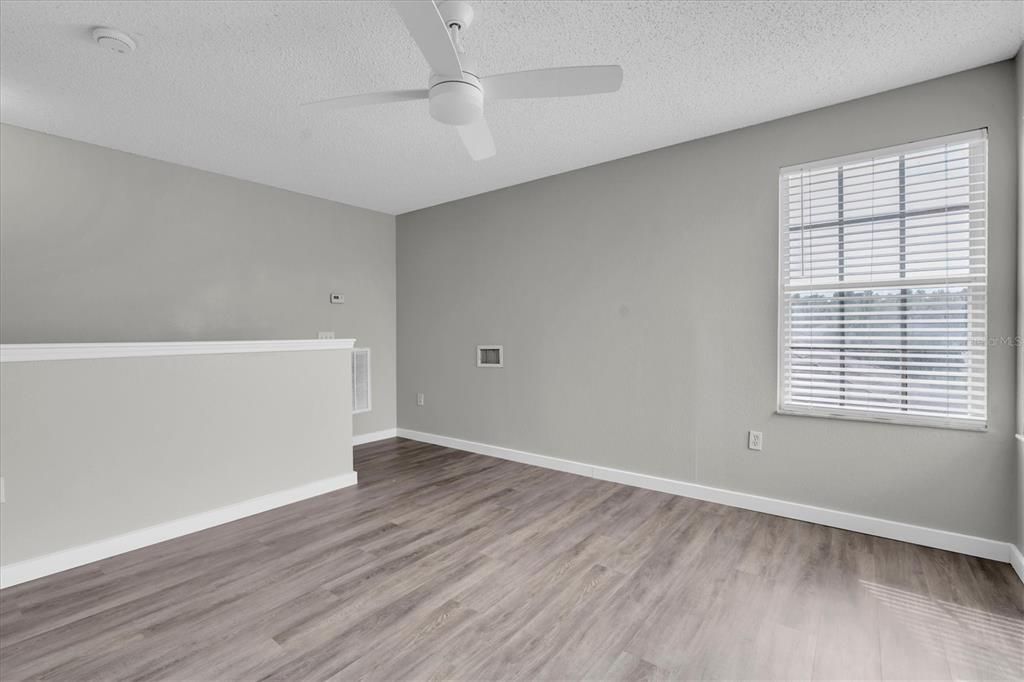En Venta: $549,000 (5 camas, 3 baños, 2290 Pies cuadrados)