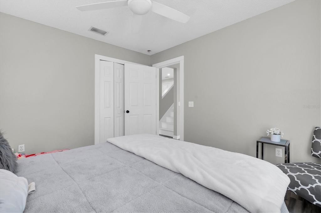 En Venta: $549,000 (5 camas, 3 baños, 2290 Pies cuadrados)