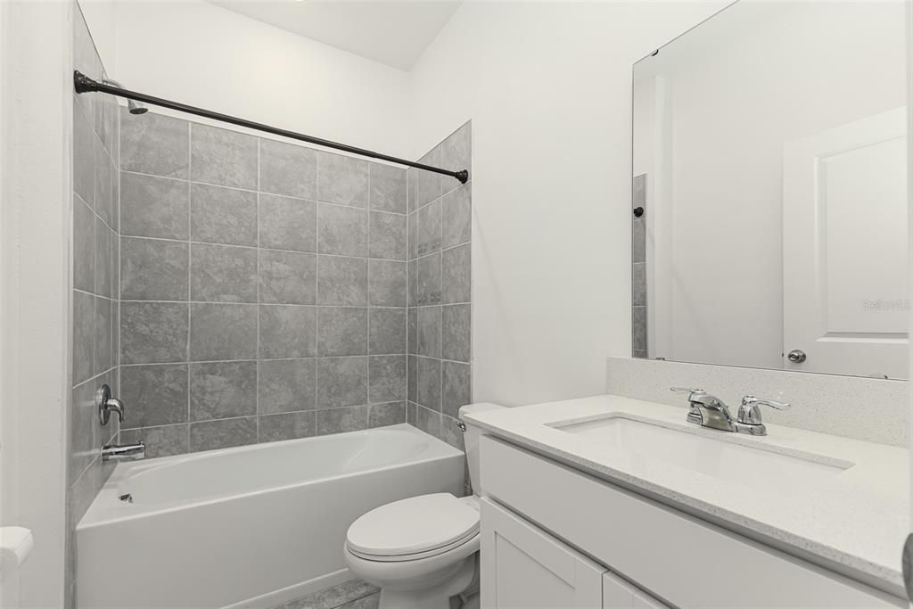 For Sale: $316,000 (4 beds, 3 baths, 2093 Square Feet)