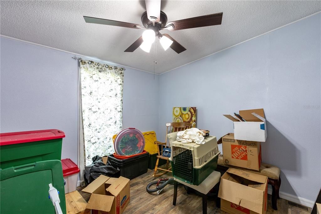 For Sale: $190,000 (5 beds, 2 baths, 2128 Square Feet)