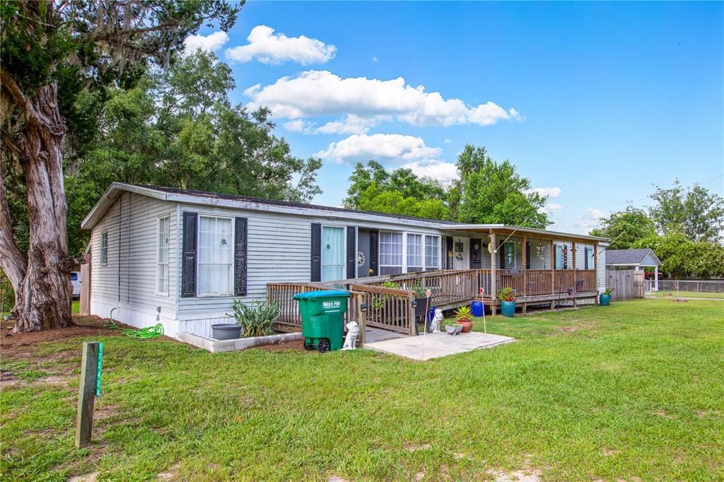 For Sale: $190,000 (5 beds, 2 baths, 2128 Square Feet)