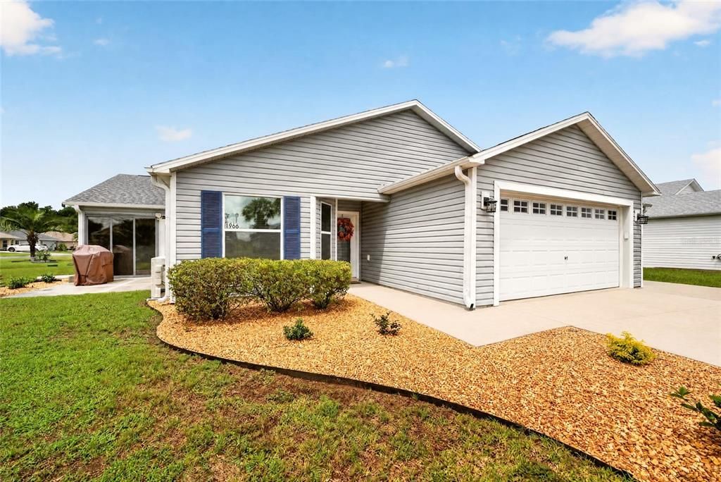 For Sale: $389,900 (3 beds, 2 baths, 1488 Square Feet)