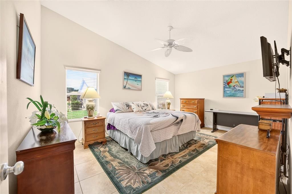 For Sale: $389,900 (3 beds, 2 baths, 1488 Square Feet)