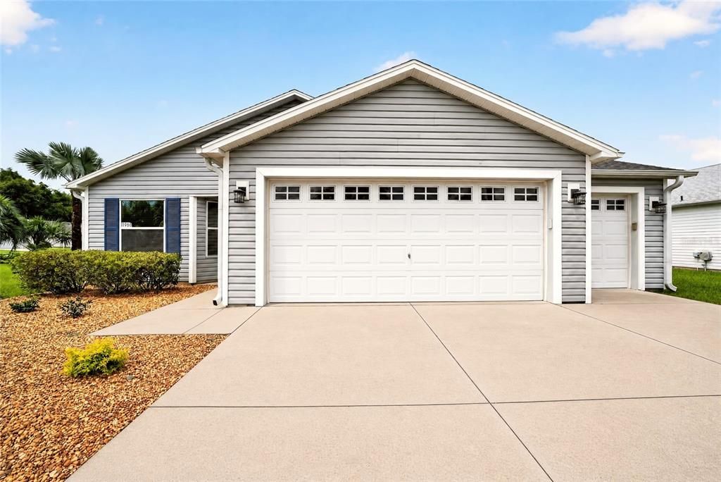 For Sale: $389,900 (3 beds, 2 baths, 1488 Square Feet)