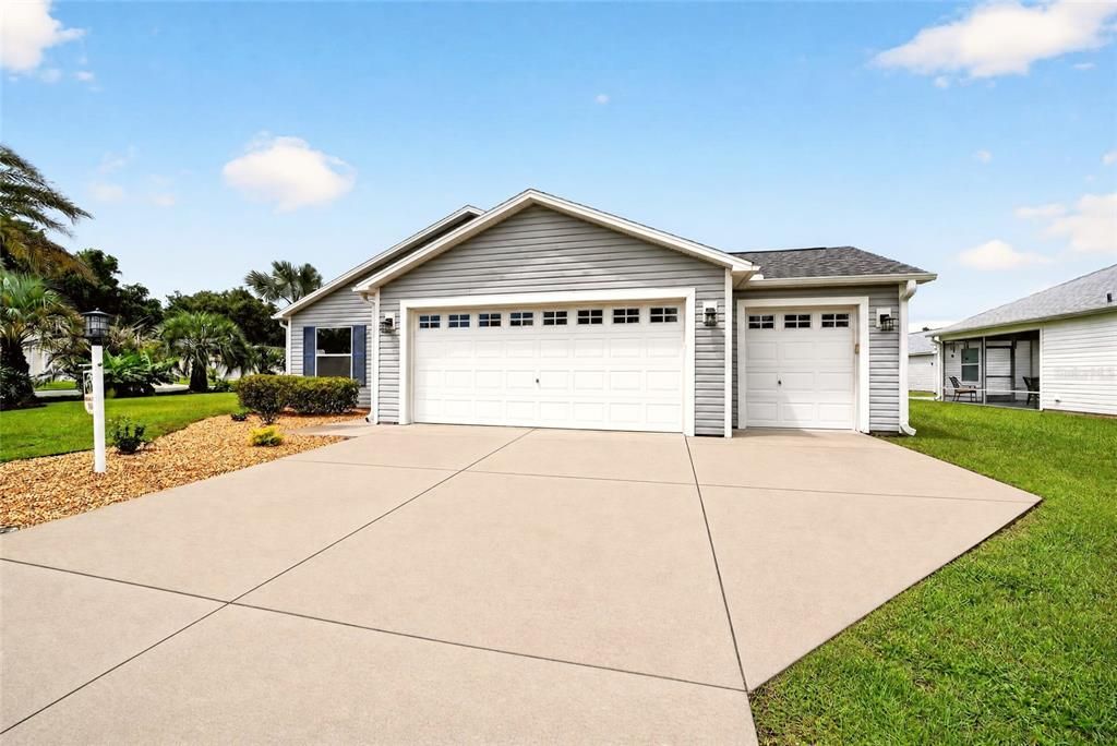 For Sale: $389,900 (3 beds, 2 baths, 1488 Square Feet)