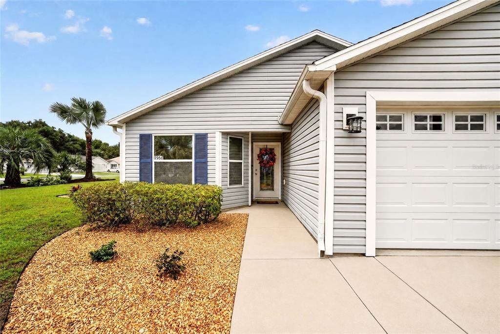 For Sale: $389,900 (3 beds, 2 baths, 1488 Square Feet)