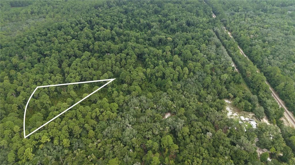 待售: $10,000 (1.61 acres)