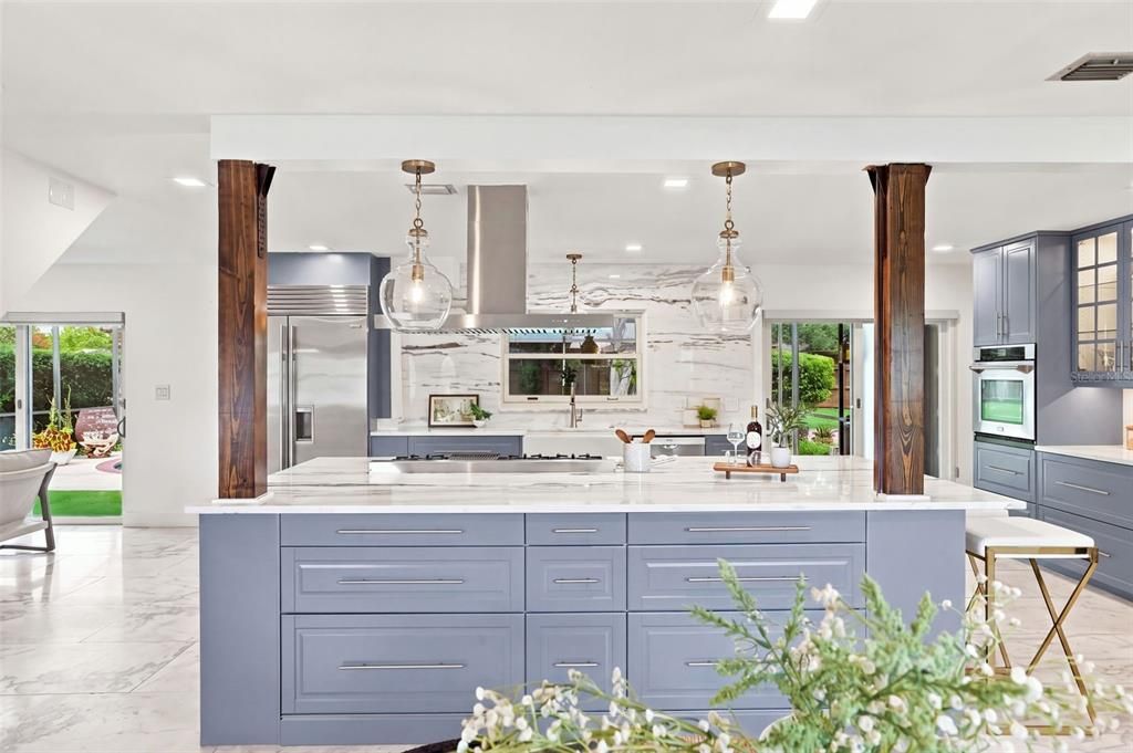 For Sale: $789,900 (4 beds, 3 baths, 2289 Square Feet)