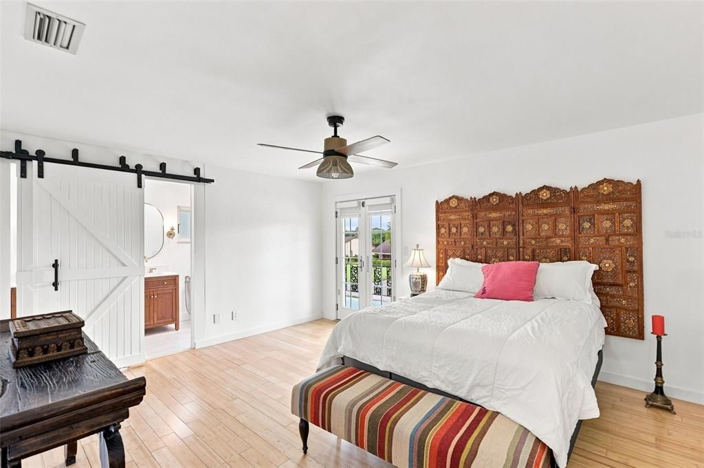 For Sale: $789,900 (4 beds, 3 baths, 2289 Square Feet)