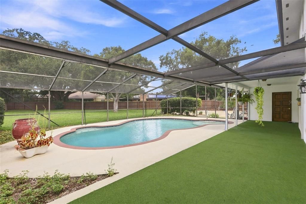 For Sale: $789,900 (4 beds, 3 baths, 2289 Square Feet)
