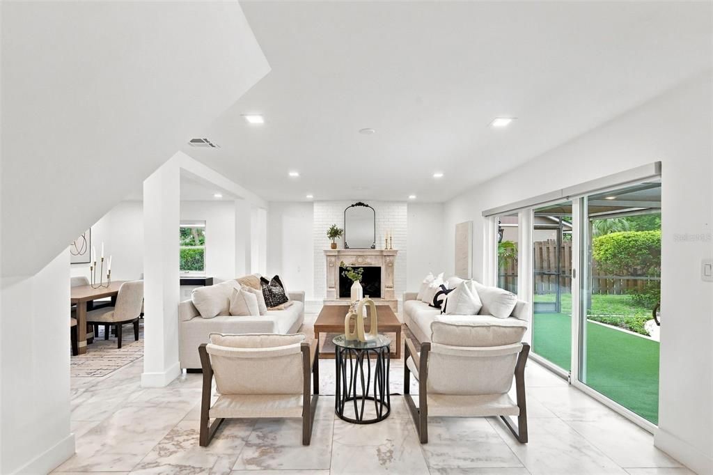 For Sale: $789,900 (4 beds, 3 baths, 2289 Square Feet)