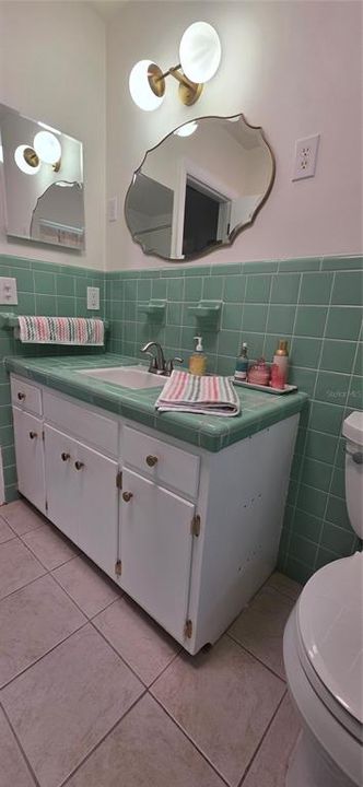 For Sale: $260,000 (3 beds, 1 baths, 1375 Square Feet)