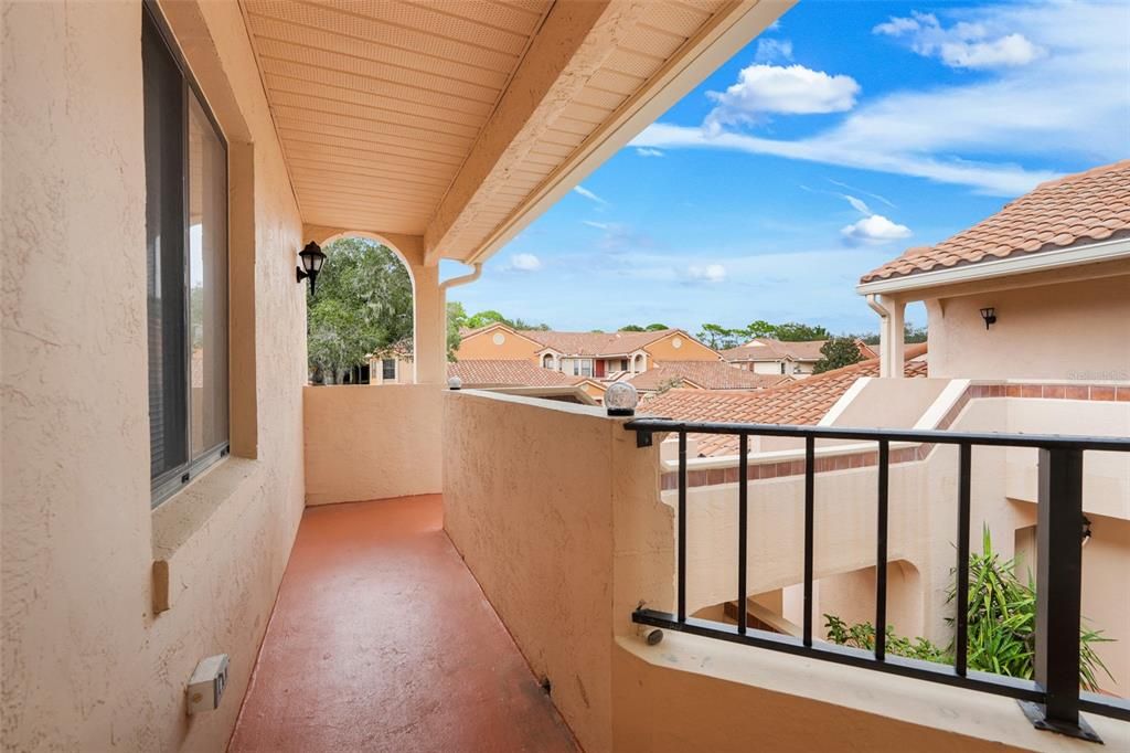 For Sale: $265,000 (2 beds, 2 baths, 1014 Square Feet)