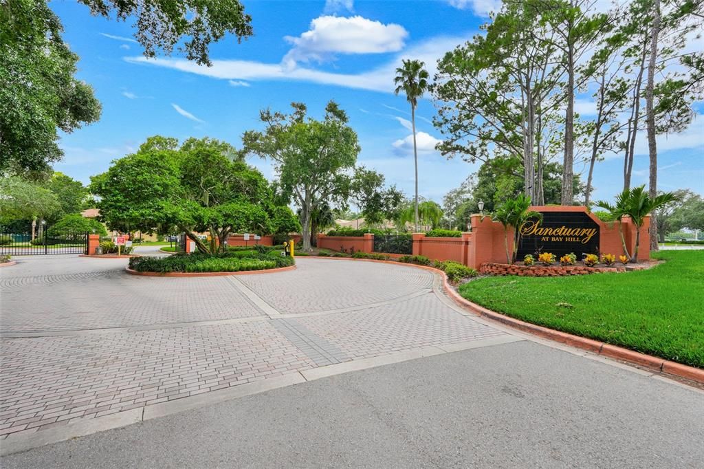 For Sale: $265,000 (2 beds, 2 baths, 1014 Square Feet)