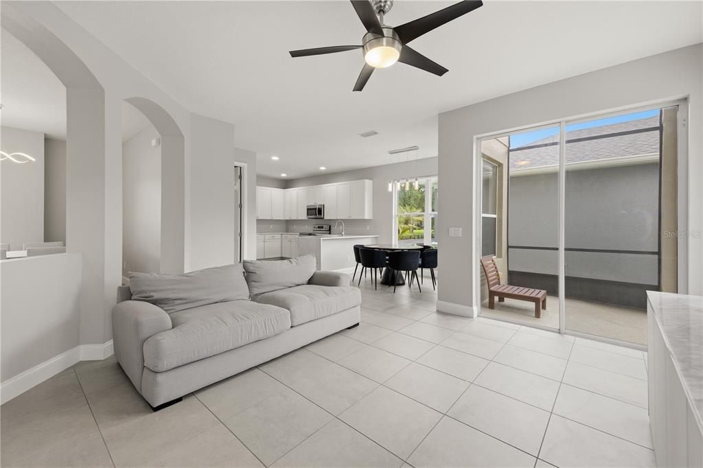 For Sale: $650,000 (4 beds, 3 baths, 2753 Square Feet)