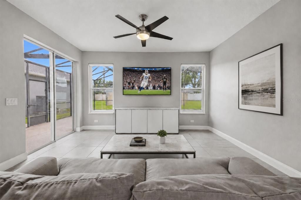 For Sale: $650,000 (4 beds, 3 baths, 2753 Square Feet)