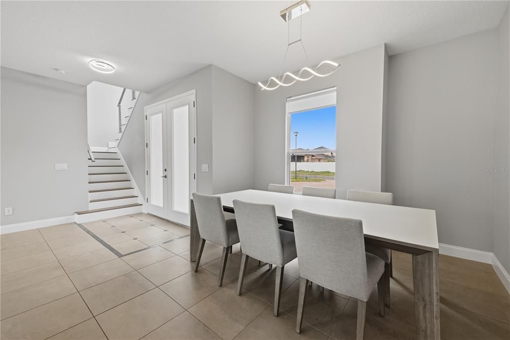 For Sale: $650,000 (4 beds, 3 baths, 2753 Square Feet)