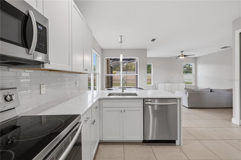 For Sale: $650,000 (4 beds, 3 baths, 2753 Square Feet)