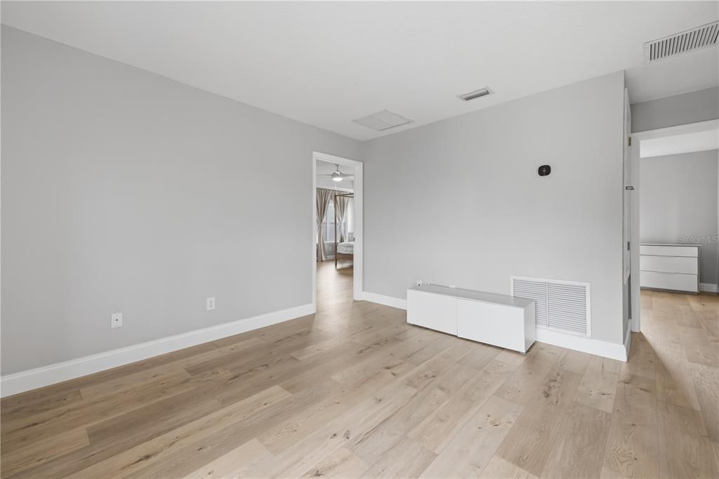 For Sale: $650,000 (4 beds, 3 baths, 2753 Square Feet)