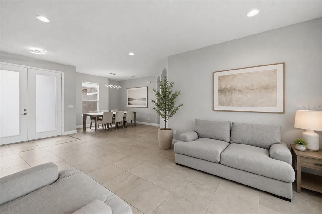 For Sale: $650,000 (4 beds, 3 baths, 2753 Square Feet)