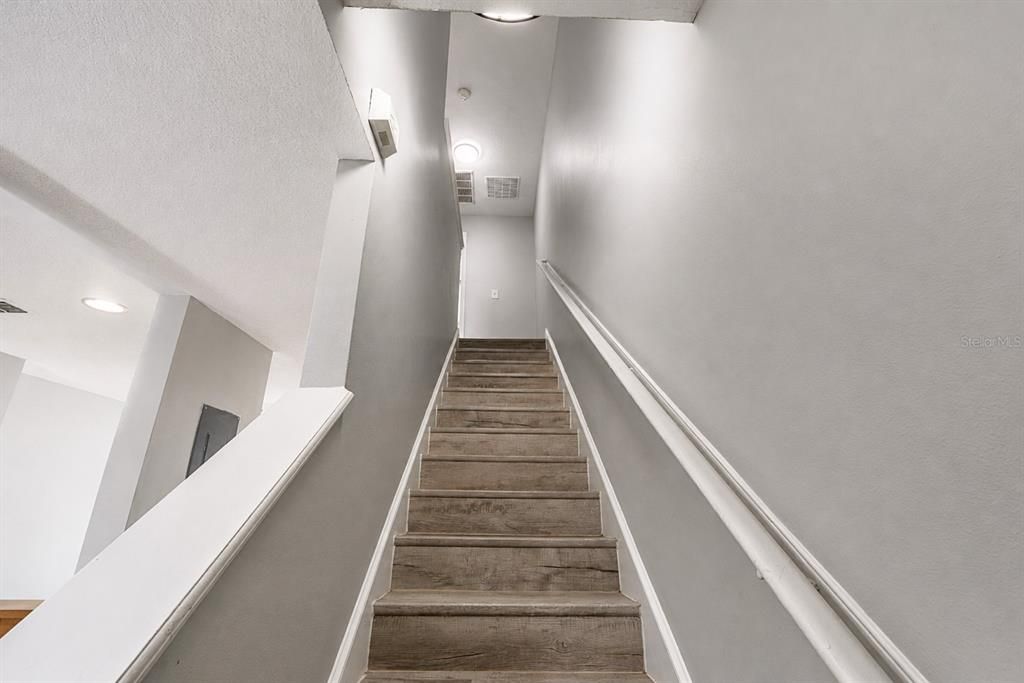 En Venta: $199,900 (2 camas, 2 baños, 1120 Pies cuadrados)