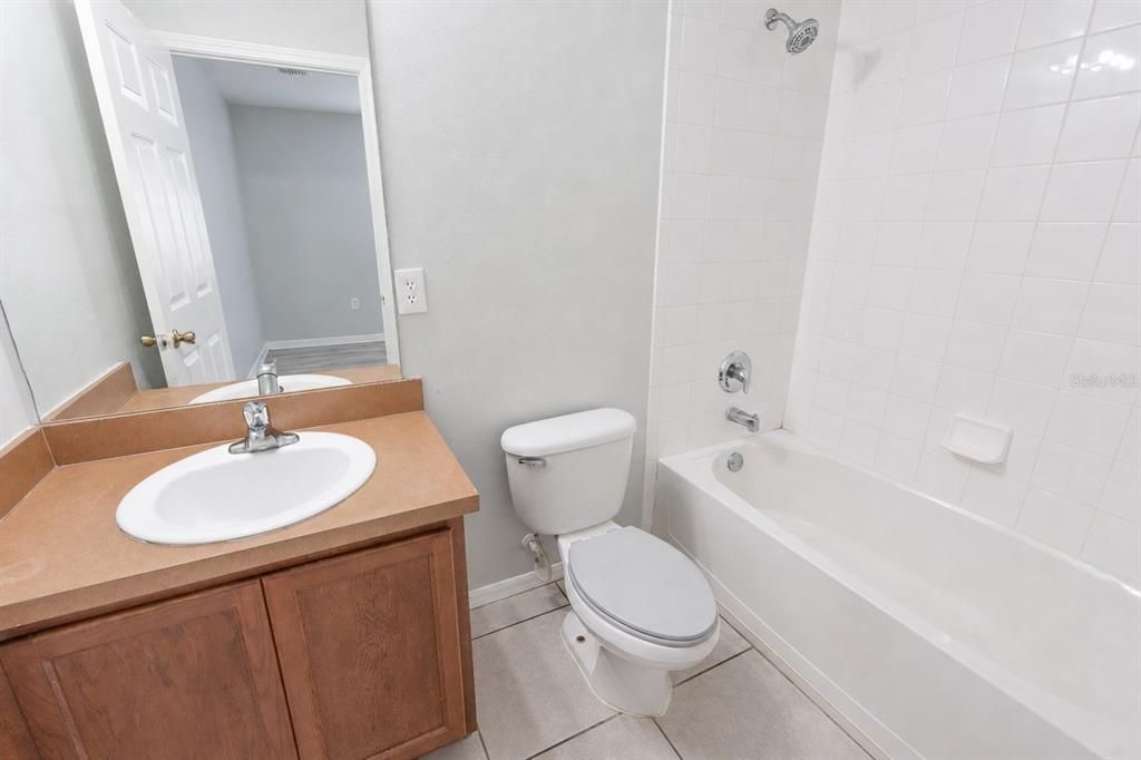 En Venta: $199,900 (2 camas, 2 baños, 1120 Pies cuadrados)