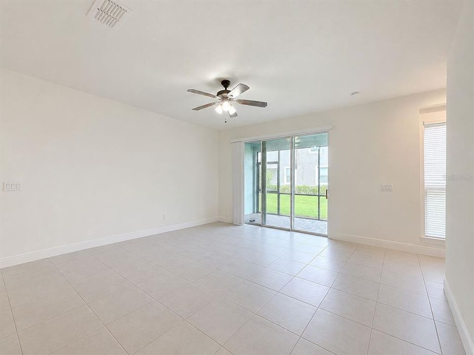 En Venta: $395,000 (2 camas, 2 baños, 1888 Pies cuadrados)