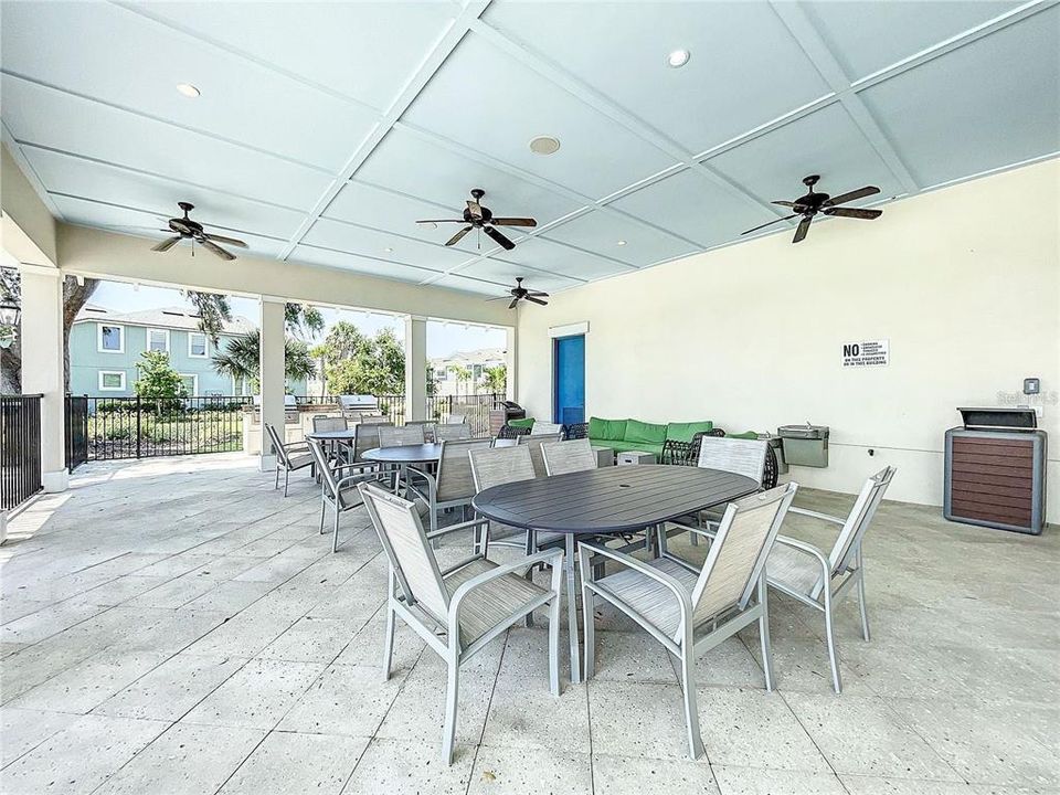 En Venta: $395,000 (2 camas, 2 baños, 1888 Pies cuadrados)
