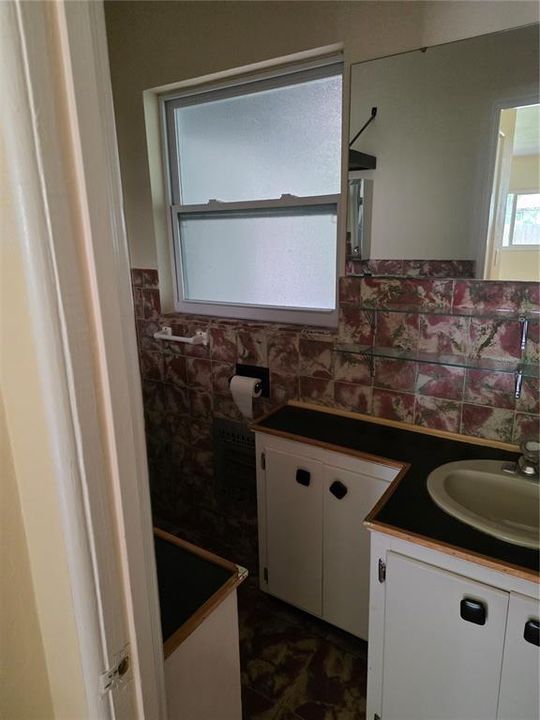 В аренду: $2,595 (3 спален, 2 ванн, 1175 Квадратных фут)