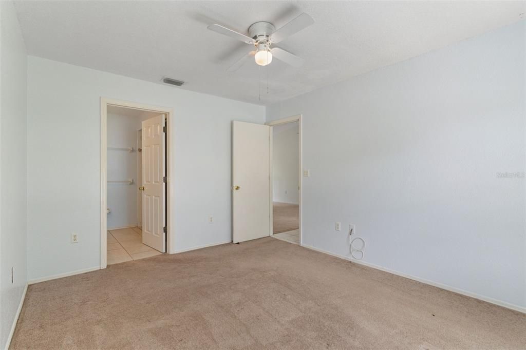 For Sale: $267,000 (3 beds, 2 baths, 1170 Square Feet)