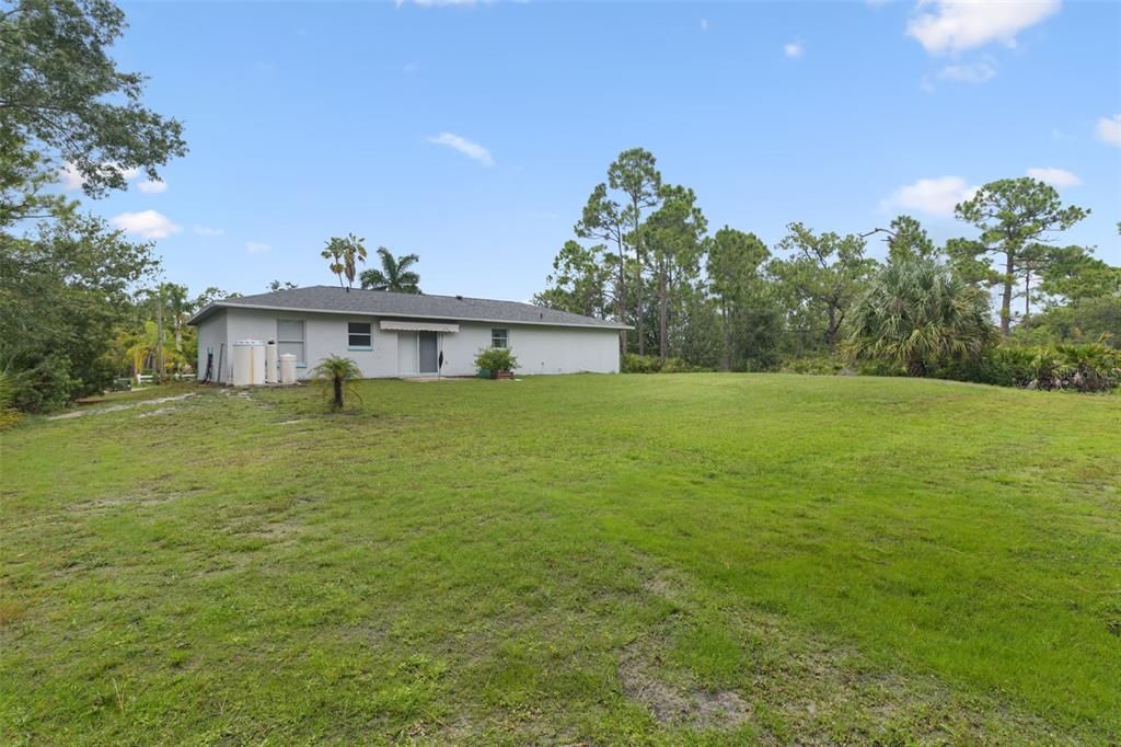 For Sale: $267,000 (3 beds, 2 baths, 1170 Square Feet)