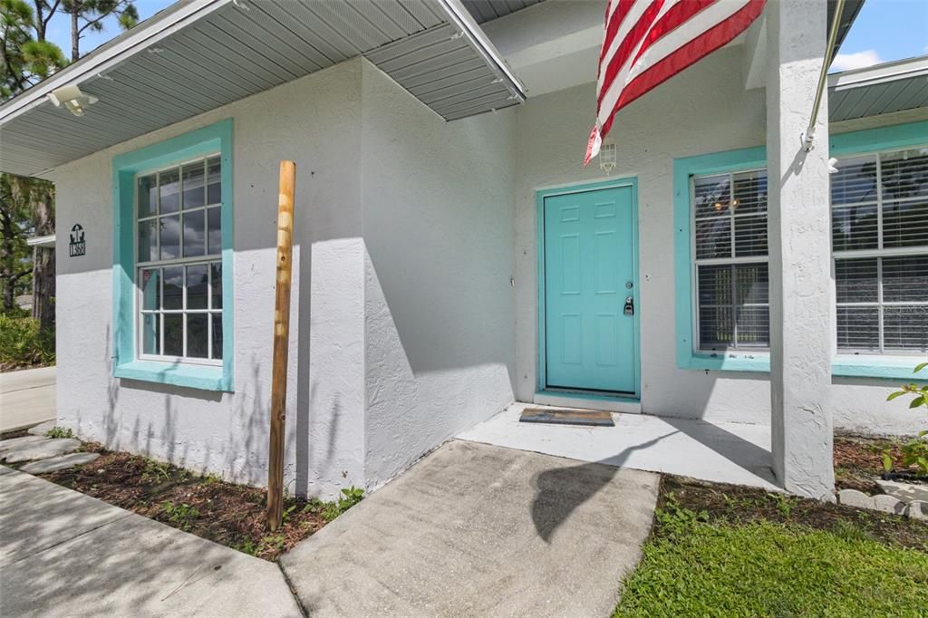 For Sale: $267,000 (3 beds, 2 baths, 1170 Square Feet)