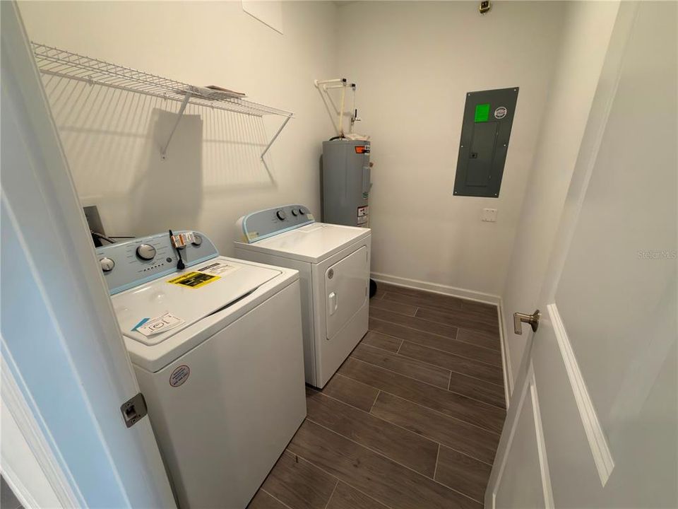 For Rent: $2,750 (3 beds, 2 baths, 1518 Square Feet)