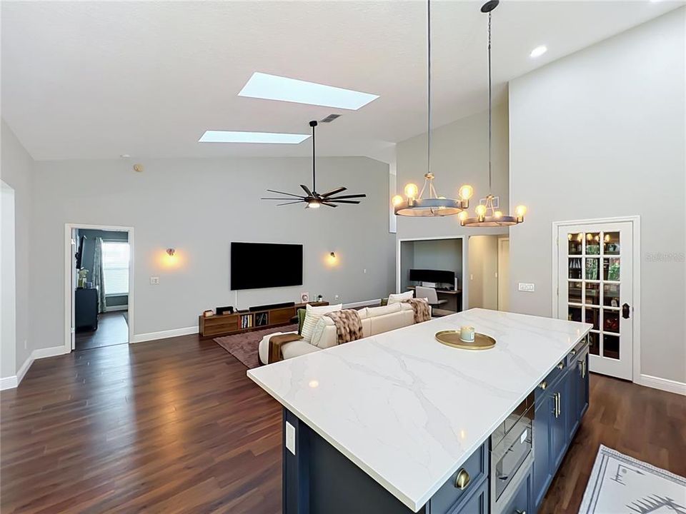For Sale: $474,900 (3 beds, 2 baths, 1866 Square Feet)
