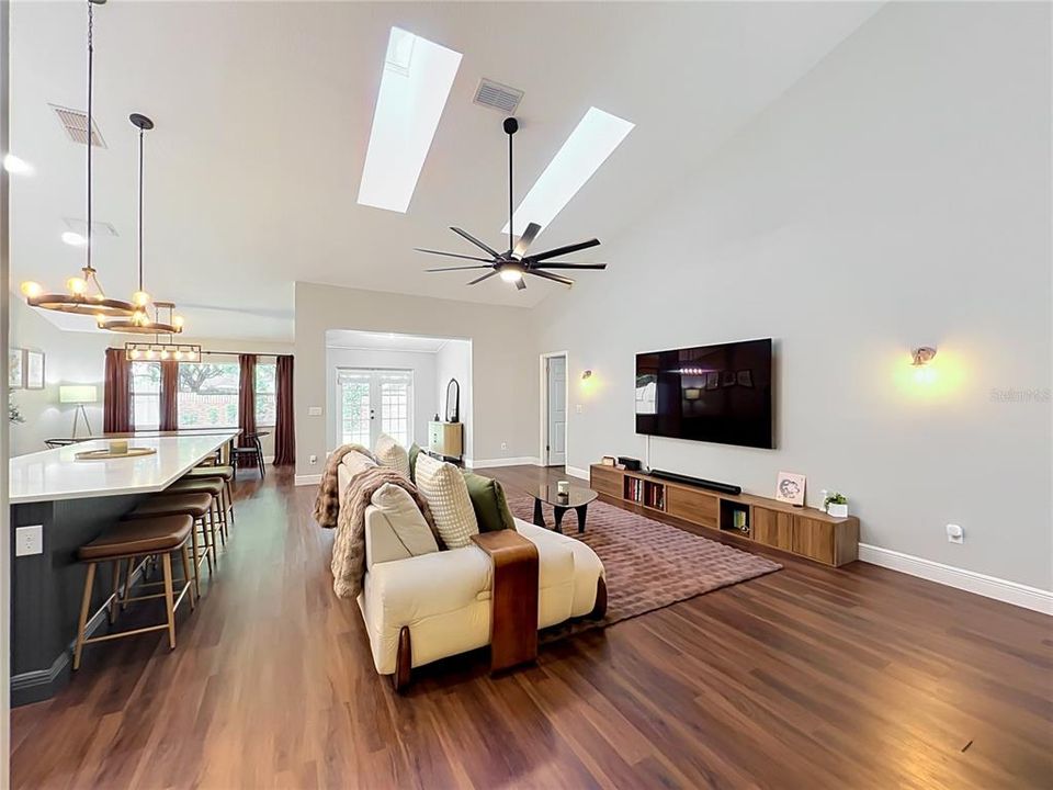For Sale: $474,900 (3 beds, 2 baths, 1866 Square Feet)