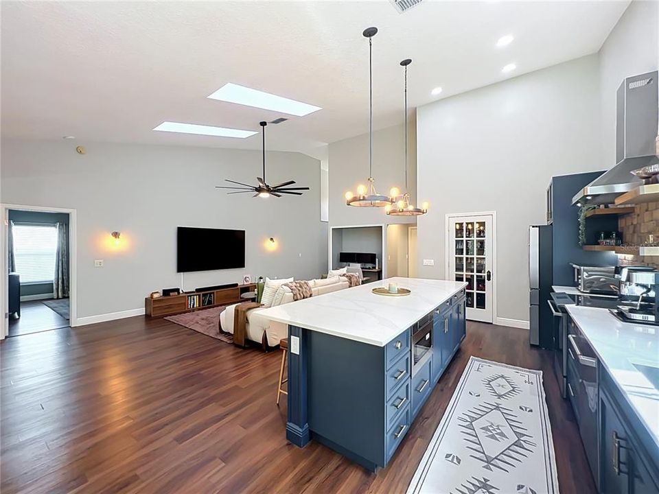 For Sale: $474,900 (3 beds, 2 baths, 1866 Square Feet)