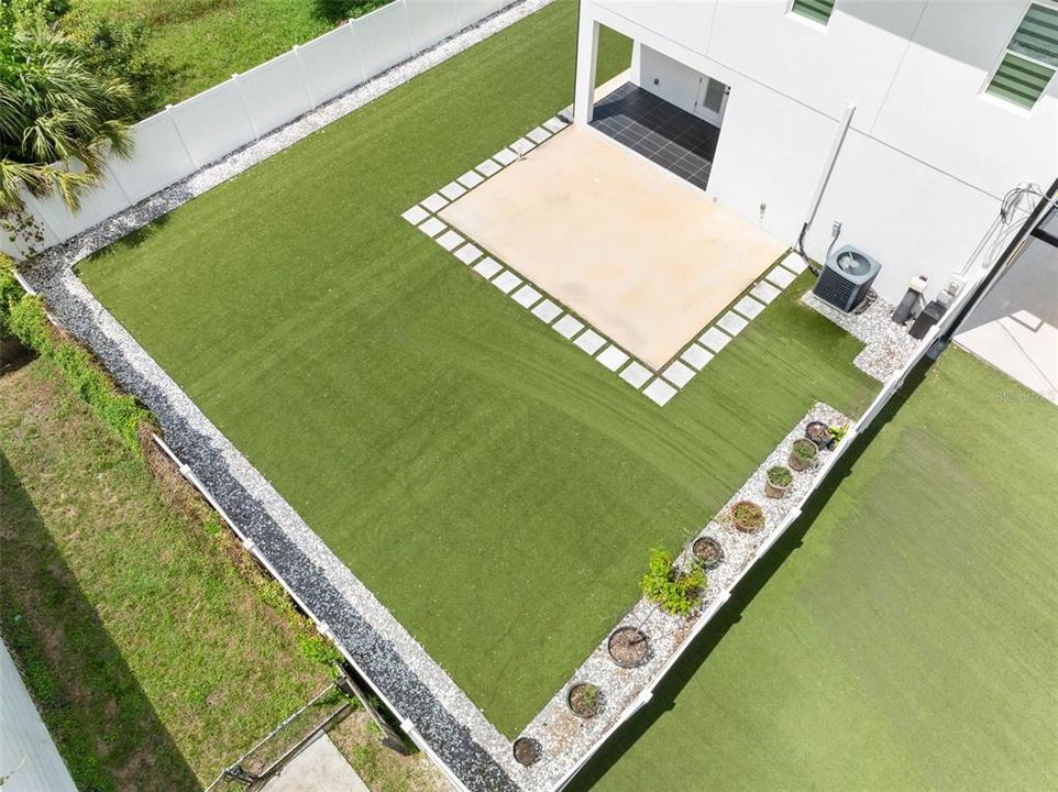 На продажу: $839,999 (4 спален, 2 ванн, 2645 Квадратных фут)